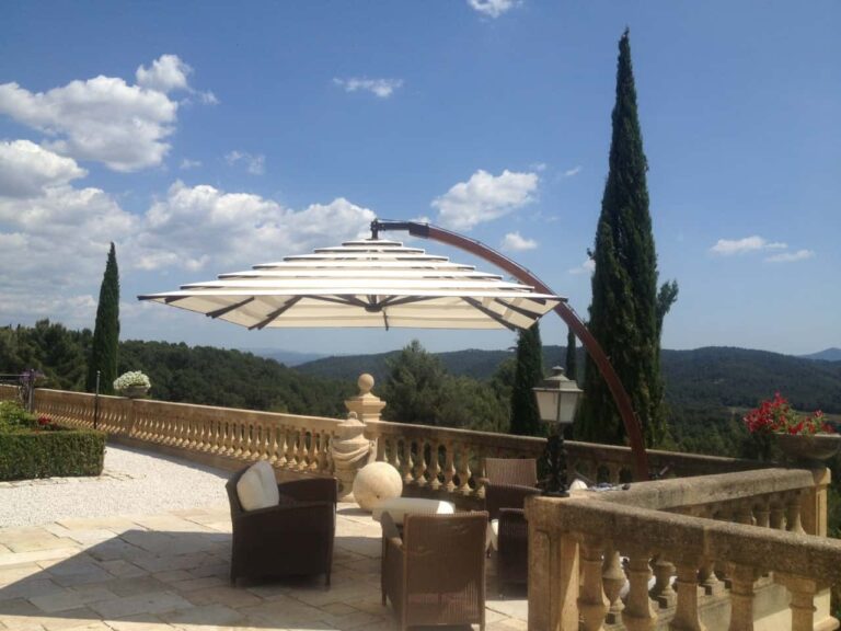 Parasol déporté carré en bois Arcobaleno