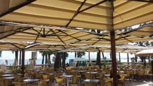 Grands parasols quadrifoglio cannes