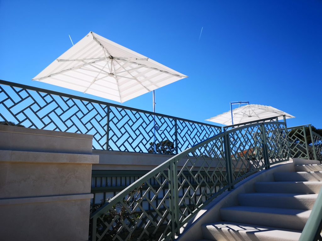 Parasol Evolution - toit terrasse