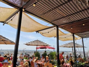 parasol grand vent rooftop paris architecte