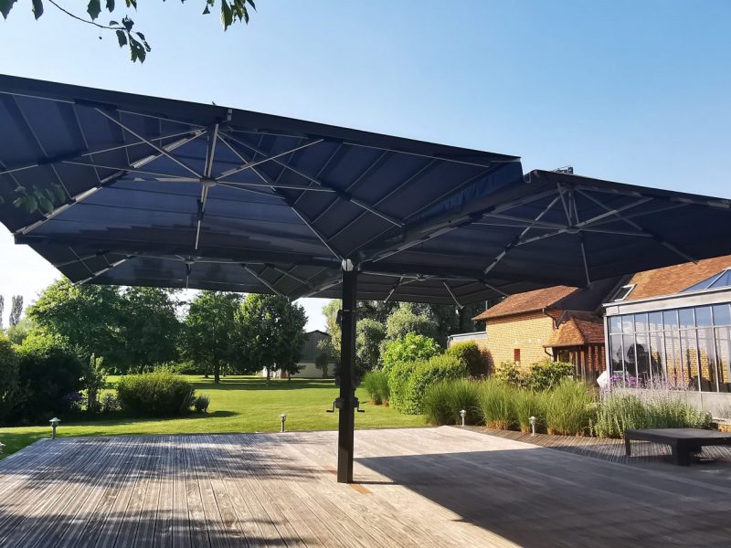 parasol quadrifoglio tout metal soltis ferrari